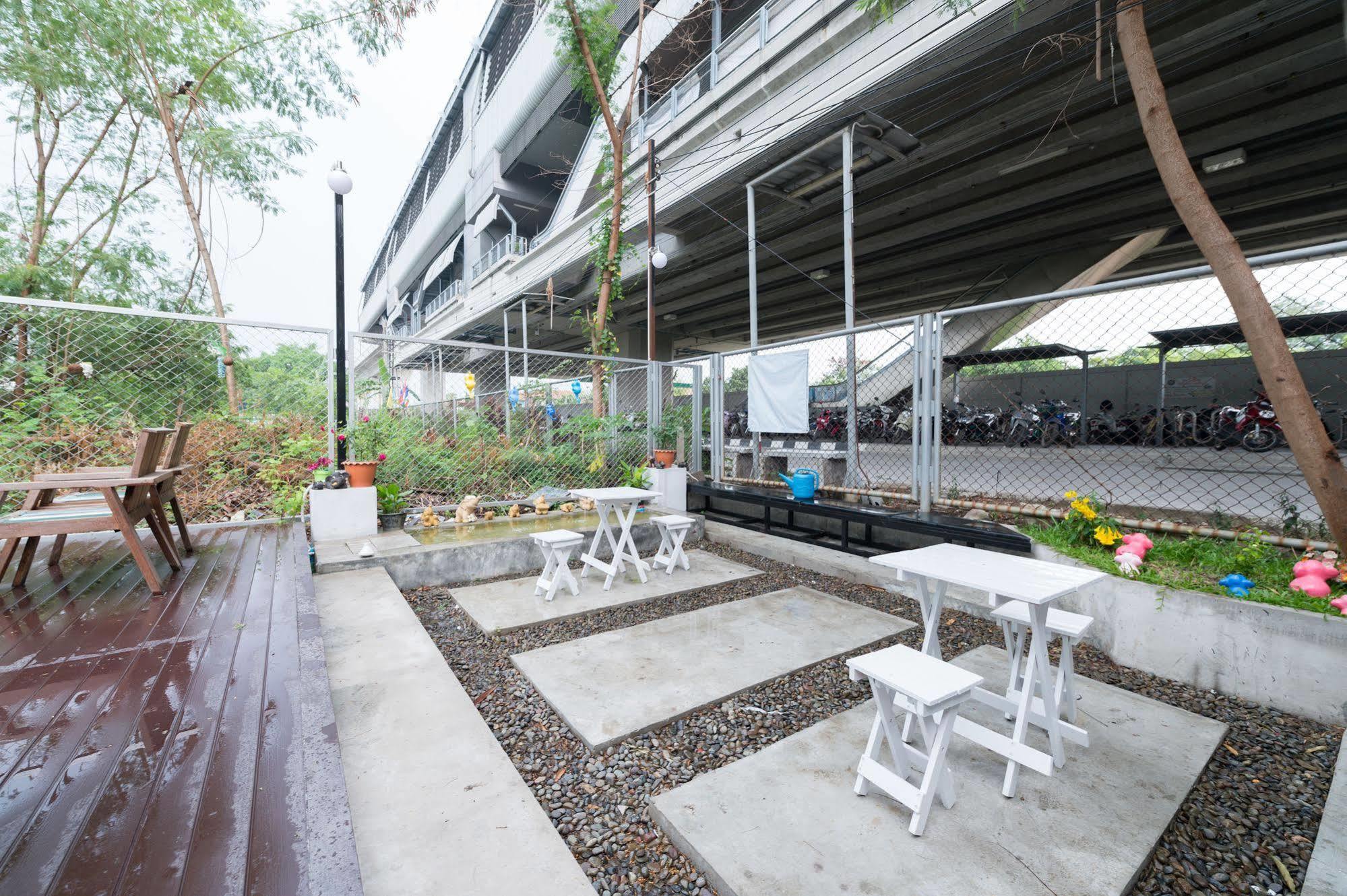 Nty Hostel Near Suvarnabhumi Airport Bangkok Exterior foto